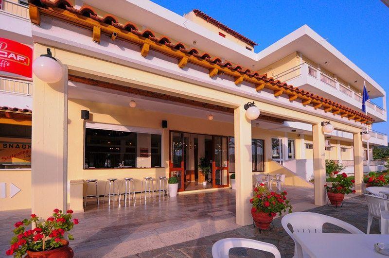 Hotel Prassino Nissi 모라이티카 외부 사진